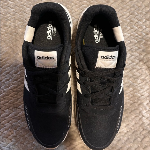 ADIDAS black & white running SNEAKERS size 9 - Picture 8 of 10